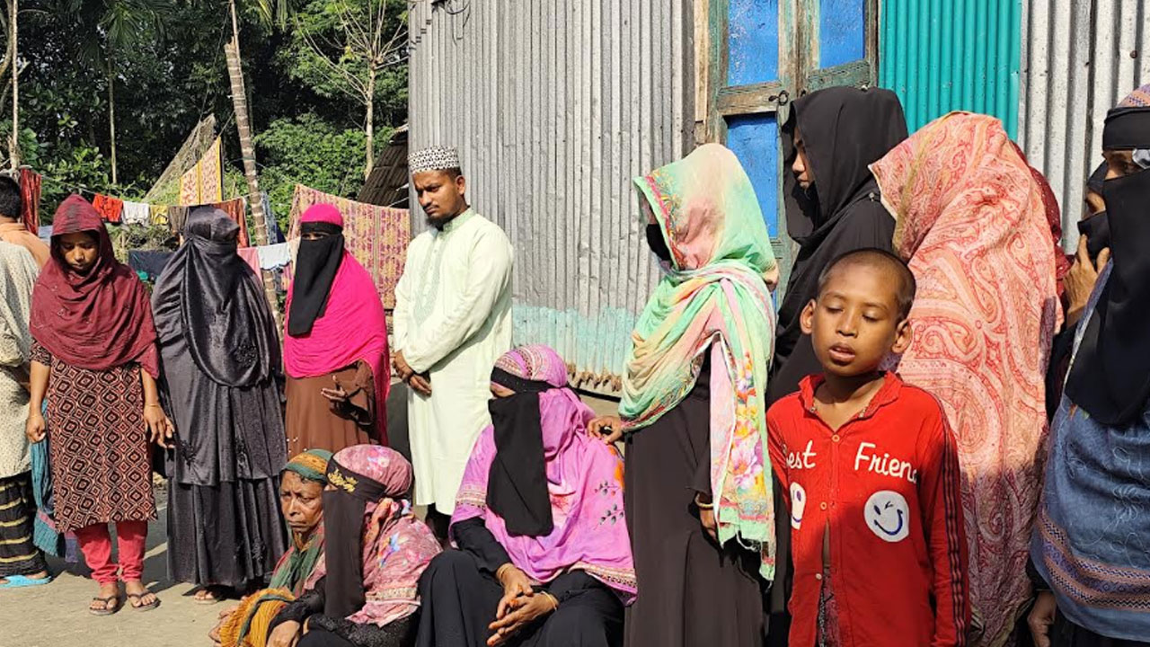 ২০ দিন পর খোঁজ মিলেছে সাগরে হারিয়ে যাওয়া ১৩ জেলের